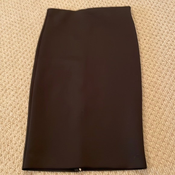 Vero Moda Dresses & Skirts - Vero Moda Manon HW skirt